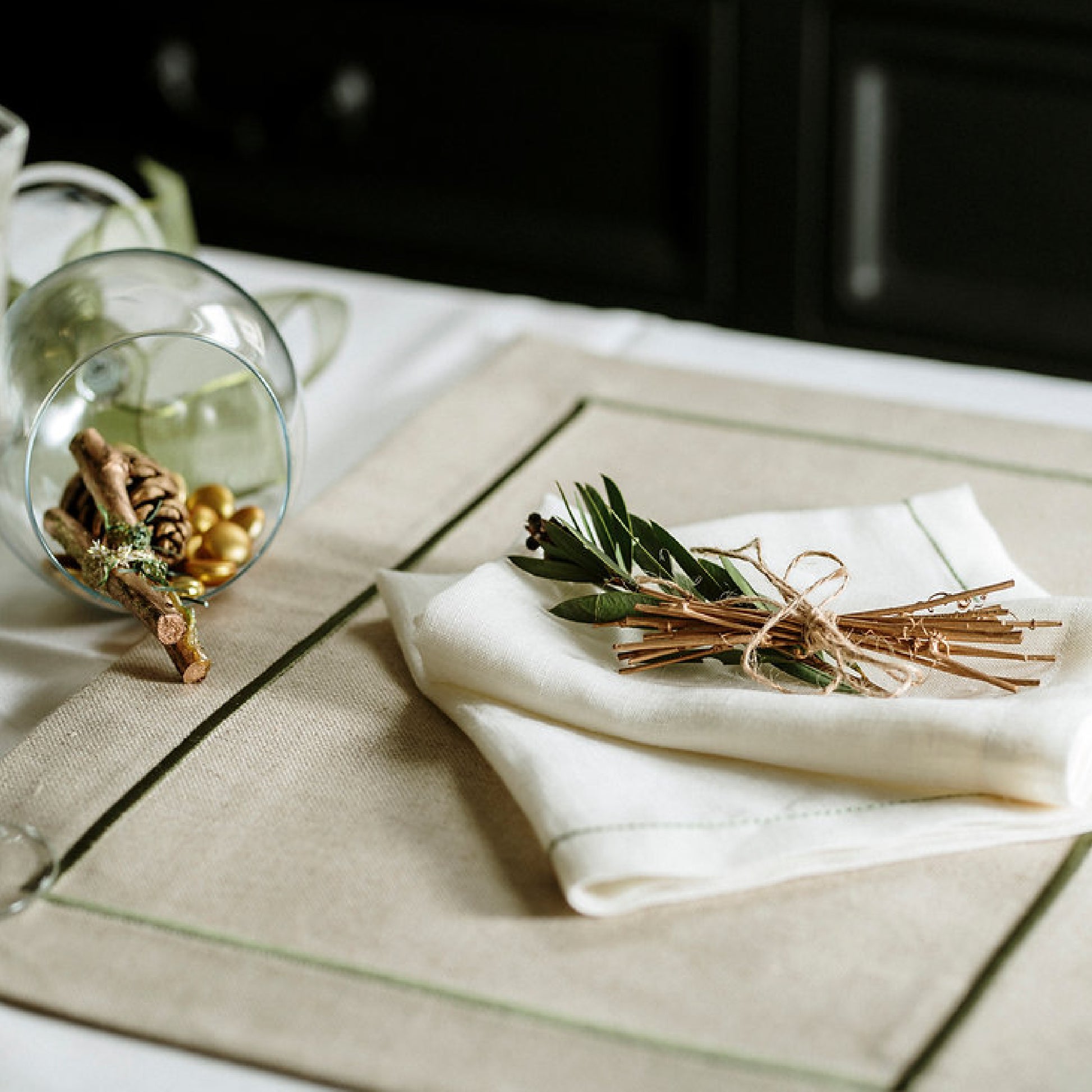 Dining table cloth, Table mat