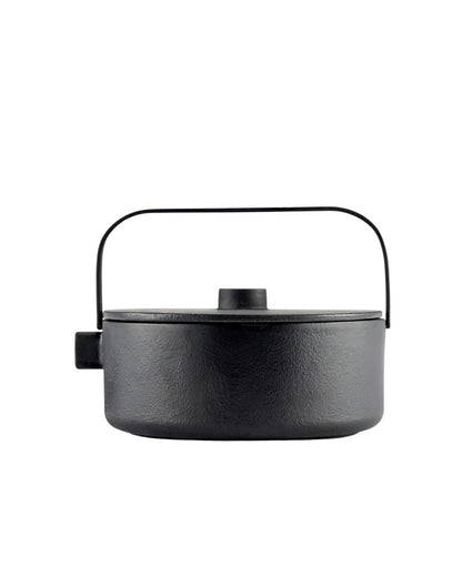 Tea pot cast iron black Collage
