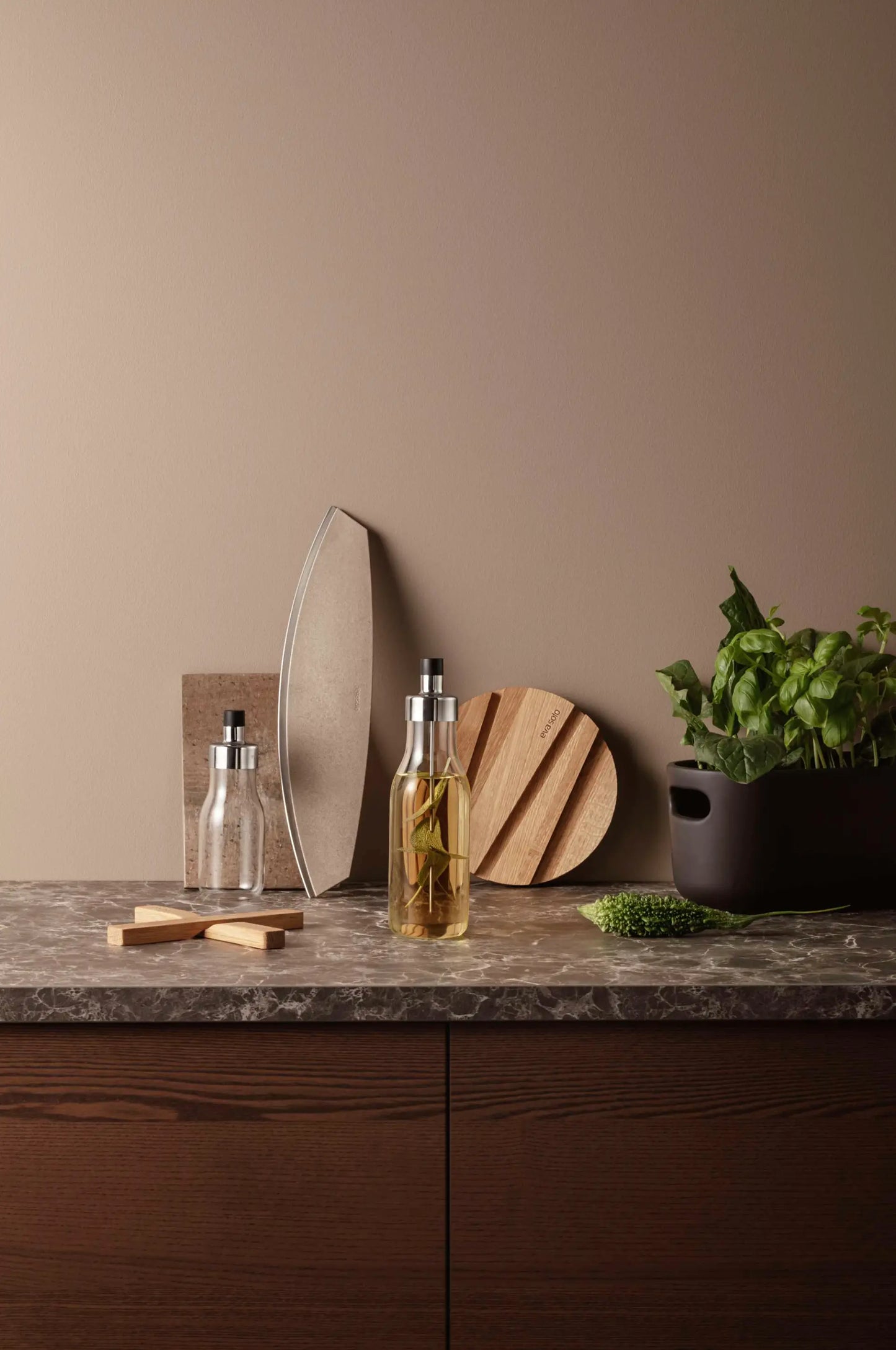 SmartMat Trivet tablet Holder Oak