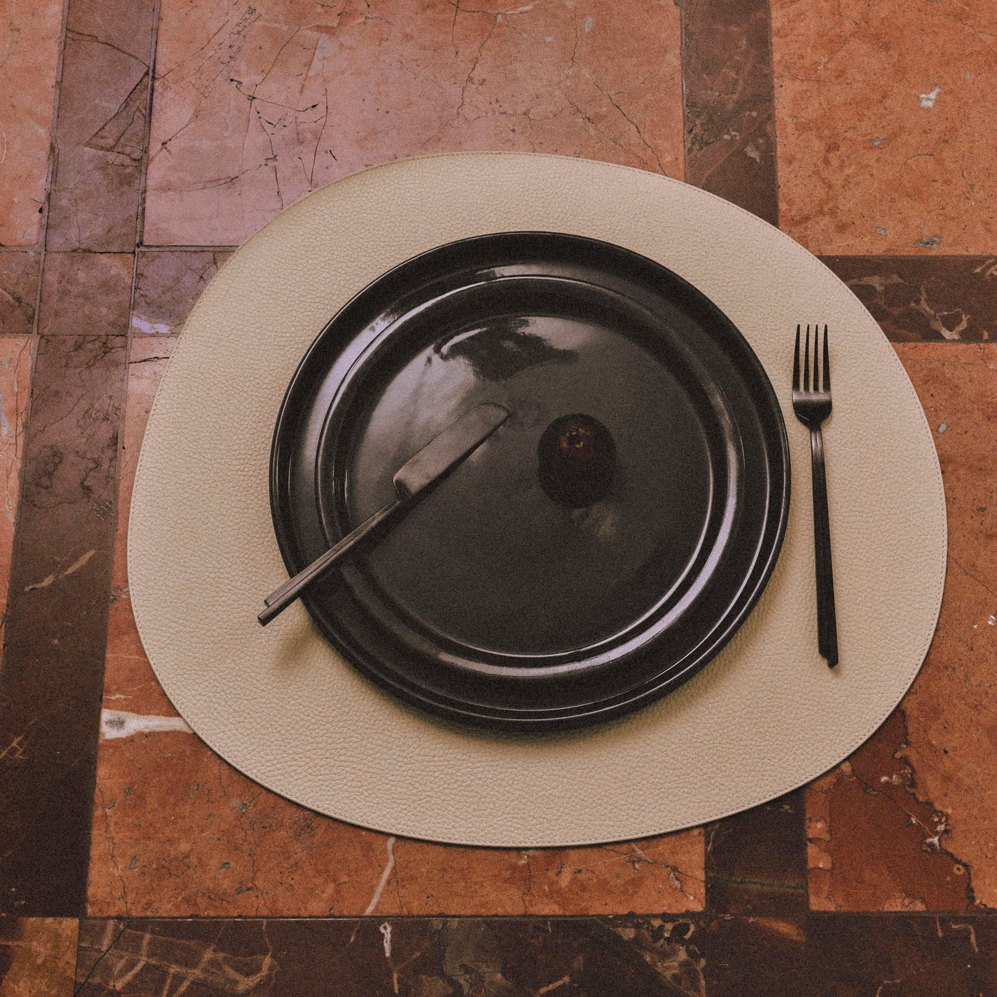 Maris Round Beige Leather Placemat