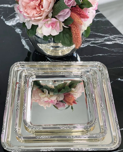 Louises Square Tray