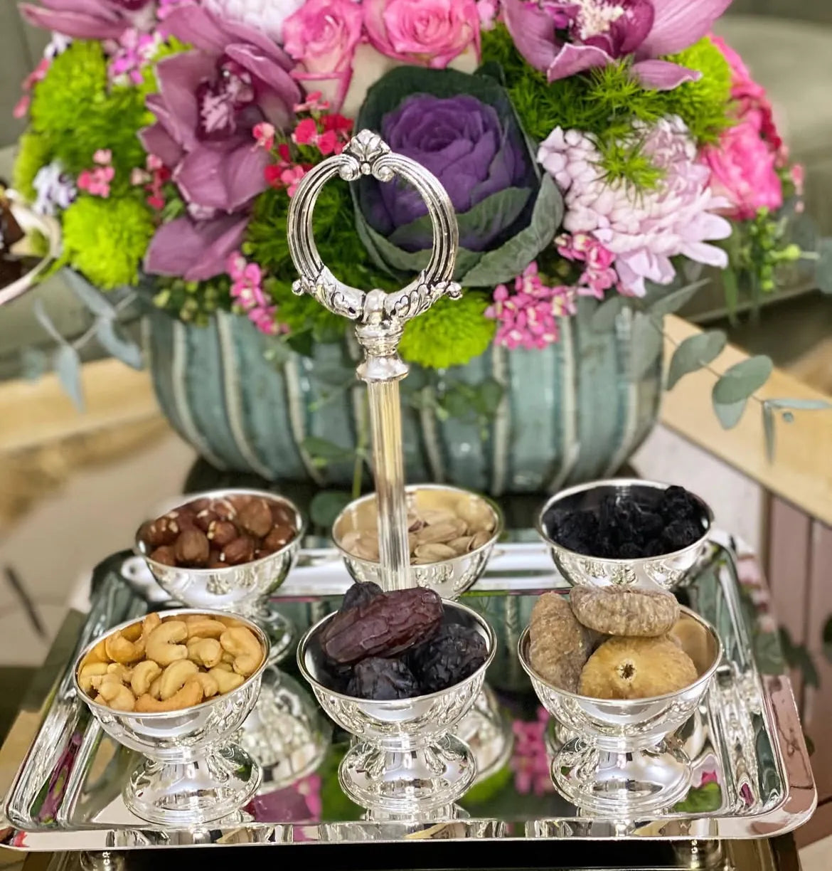 Elegant Serving with 6 Cup