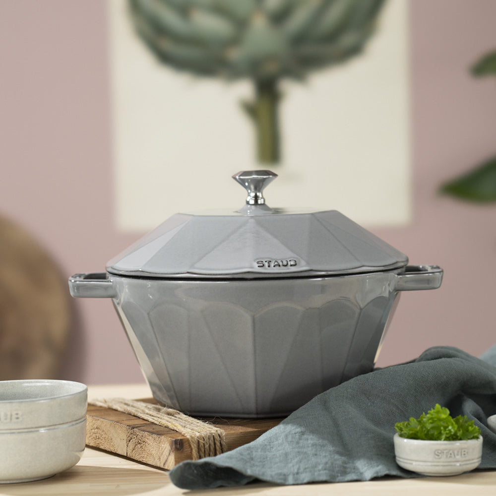 Cast Iron Diamond Casserole