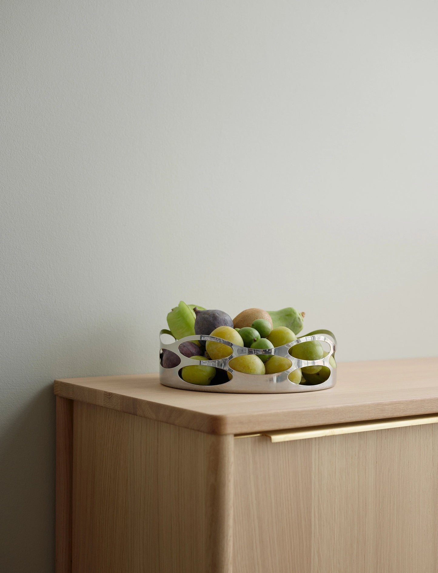 Embrace Bread Tray Ø23 cm - Grey