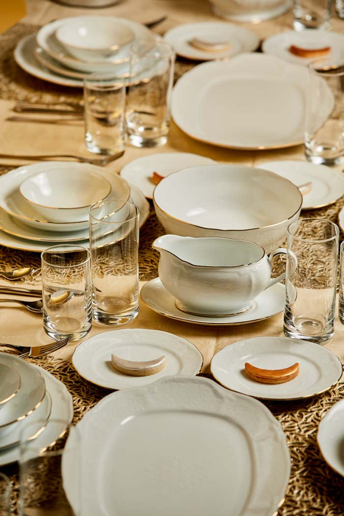Noritake Princess Bouquet 67 Piece Dinner Set, Gold