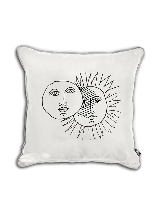 Solitudo Cushion