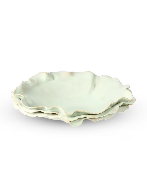 Ruffle Dish On Stand