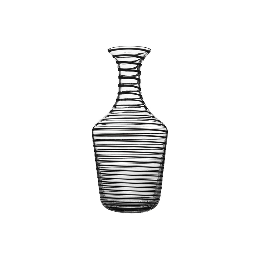 Twist Pitcher