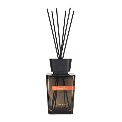 Aromatic oil diffuser